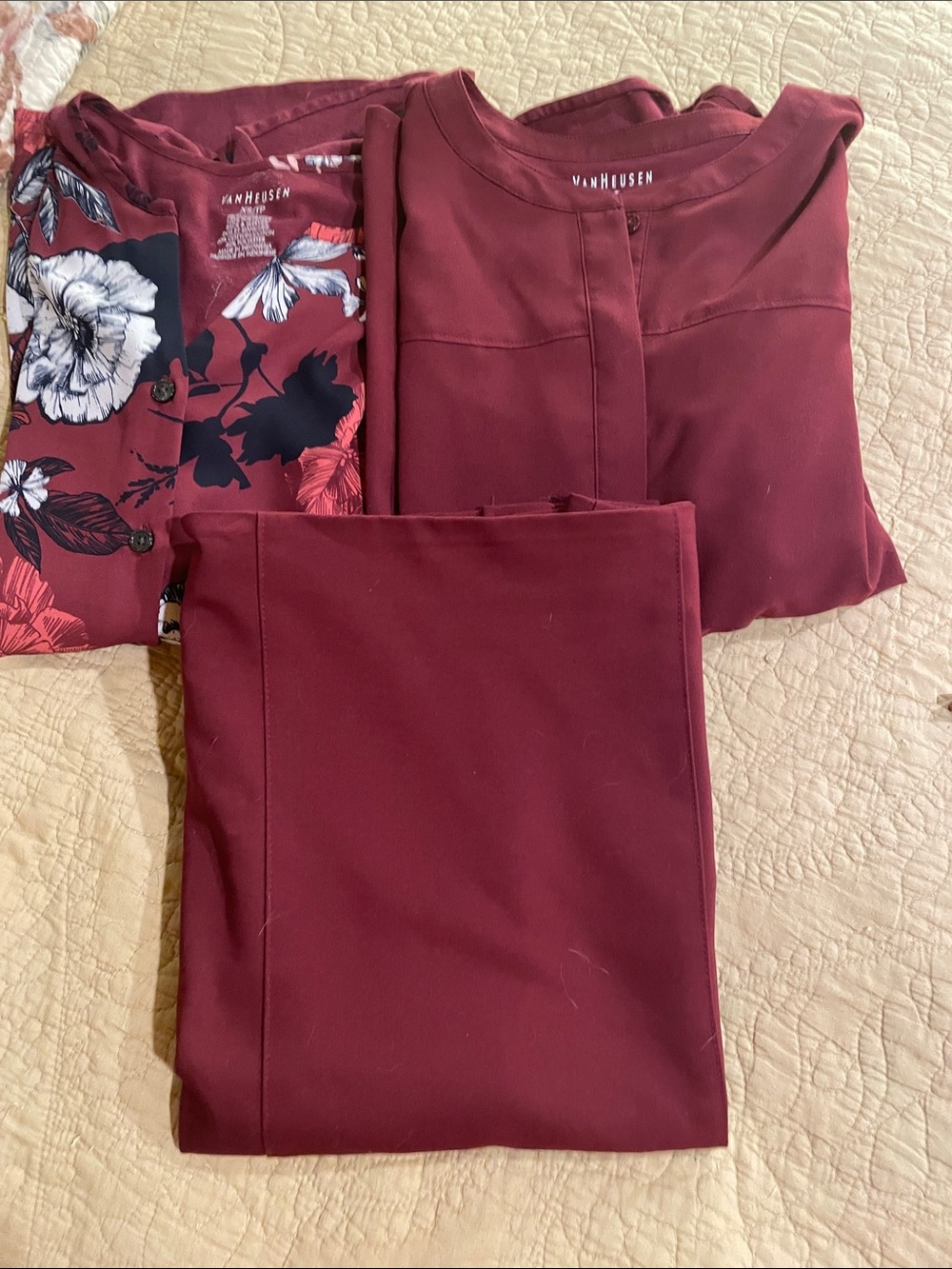 2 tops and 1 skirt
Van Heusen XS tops with 3/4 sleeves and no wrinkle.